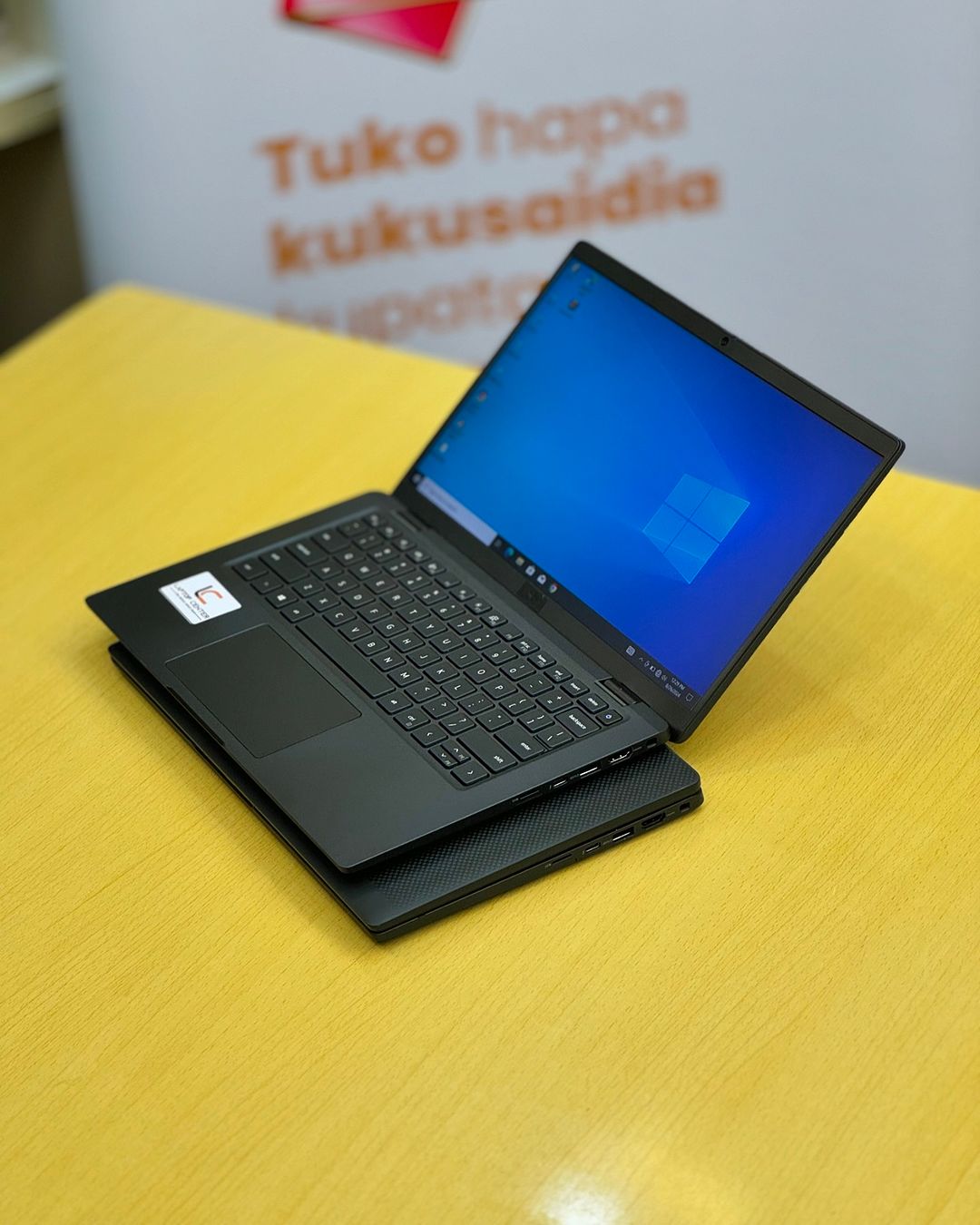 Takeer - Dell latitude 7420 / Core i5

price Tsh 1,300,000/= only 

✅free bag 💼 
✅free wireless mouse 
✅free software installation 
✅free delivery in dar e...