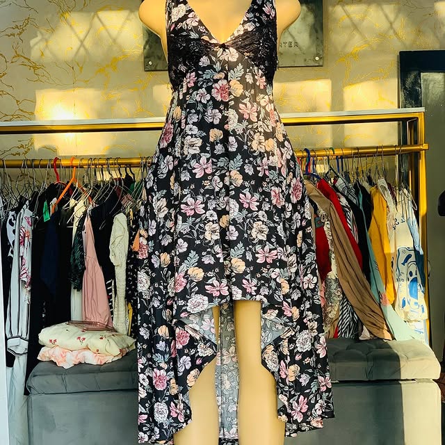 Takeer - Dress 15000/= tupigie  