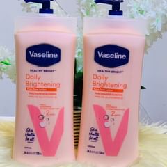 Takeer - 25000 
vaseline lotion nzuri sana kwa kufanya britening ngozi yako na haichubui ina ngarishaa vizuriii