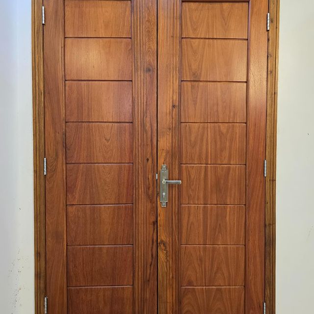 Takeer - Mninga double door
Price: 1,100,000/-