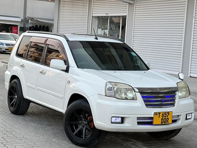 Takeer - •SOLD❌Bei/Price 11.5M🔥
•Contact •NISSAN XTRAIL (DQR)
•Year 2004/5
•Pearl white
•Android radio 
•Sport rims
•New tyres
•Led head lights 
•Exchange ...