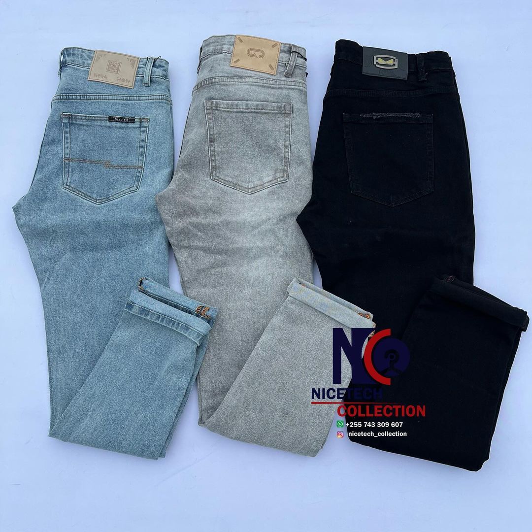 Takeer - Denim jeans 📌📌 

📌Price:40,000/=

📌Size:30——40

📌Call/text/WhatsApp 
📌DM available 

~Tunafanya delivery ndani na nje ya dar kwa gharama za m...