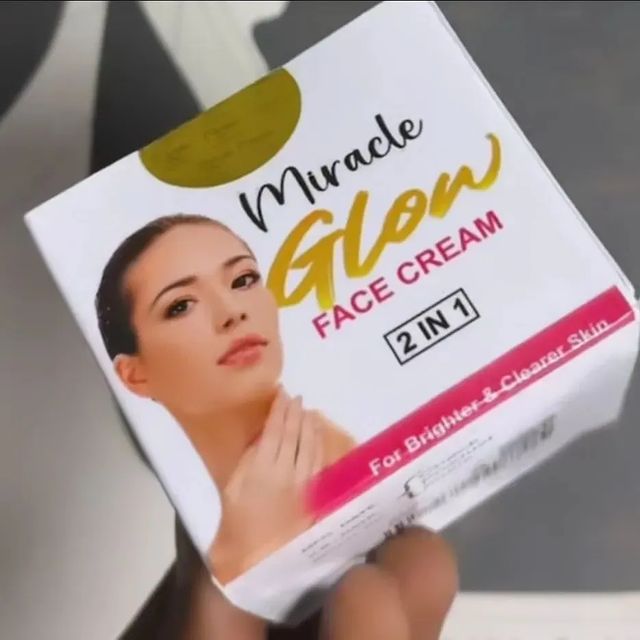 Takeer - MIRACLE GLOW FACE CREAM 2in1 
👨‍🦯Inaondoa chunus sugu usoni
👨‍🦯Inaondoa tatizo la chunus na madoa
👨‍🦯Inasaidia kuweka uso katika rangi nzuri
...