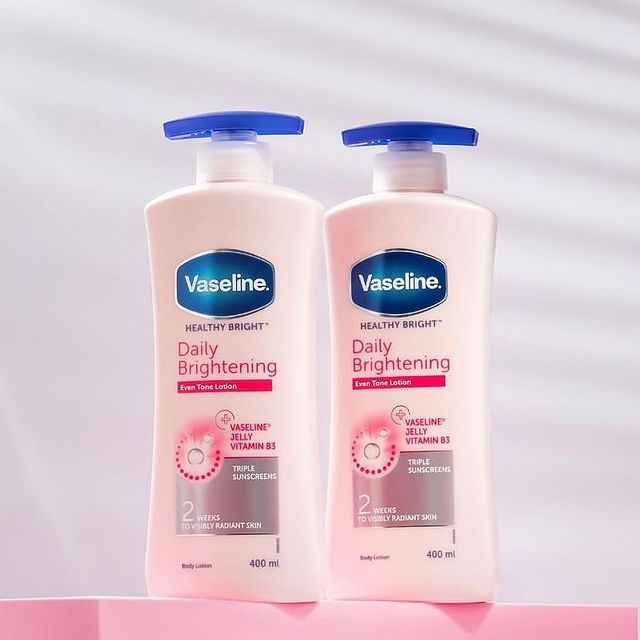 Takeer - Vaseline Daily Brightening Lotion with VITAMIN B3

Sasa tuone kazi Za VITAMIN B3 kwenye ngozi

😋Inaipa ngozi yako strenth ya kupambana na irritati...