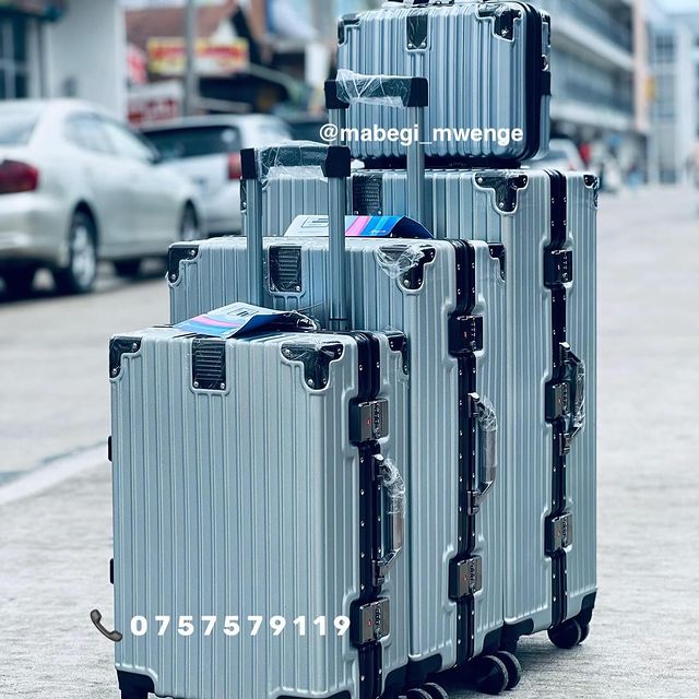 Takeer - ⚜️Aluminiam Available Now (imerudi tena)
⚜️Price 450,000 full set 
〽️Large size 250,000
〽️Medium size 210,000
〽️Small Size 160,000
🔆Min Bag 50,000...