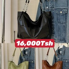 Takeer - 🥳🥳🥳New Arrivals 🥳🥳🥳
 🔥🔥🔥

New lady bag😍😍
Price: 16,000Tsh/=

Material: Quality assured (Ipo Kama kwenye picha)✅ 
Please send a DM for fa...