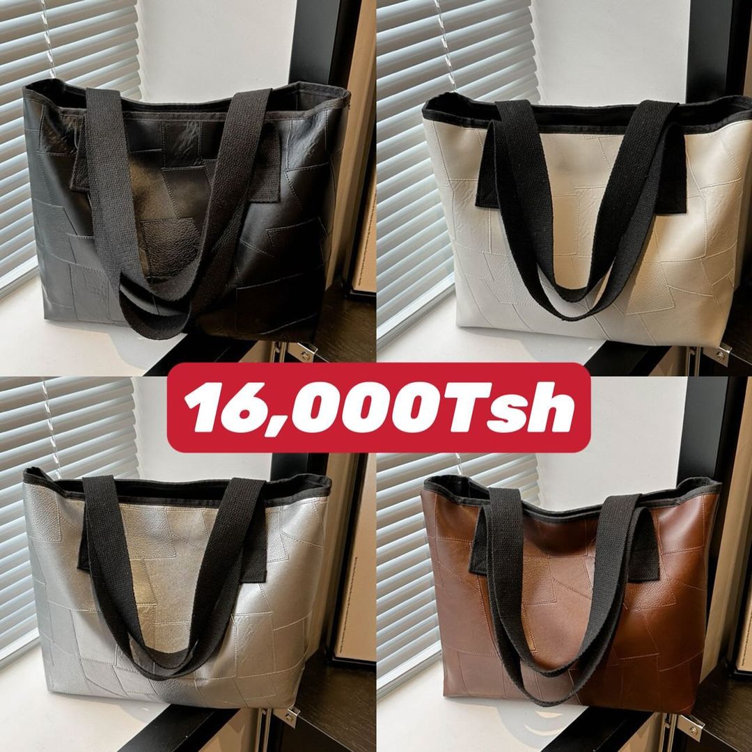 Takeer - 🥳🥳🥳New Arrivals 🥳🥳🥳
 🔥🔥🔥

New lady bag😍😍
Price: 16,000Tsh/=

Material: Quality assured (Ipo Kama kwenye picha)✅ 
Please send a DM for fa...