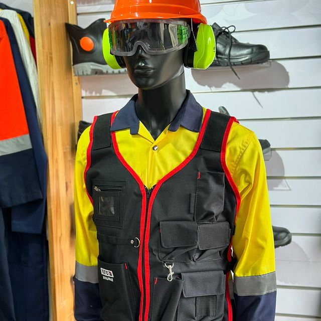 Takeer - Tool Sleeveless Jacket, Safety eyewear, Ear Muff, Working Shirts ✅

FOR MORE INFORMATION AND QUOTE
Email: info.co.tz
Website: www.rosmainvestment.c...