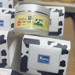 Takeer - Yoko milk cream 
Ni face cream nzur sanaa yenye kufanya vizur uson
1.. Inaondoa madoa madoa meusi uson yaliosababishwa na chunusi
2.. inapungua mak...