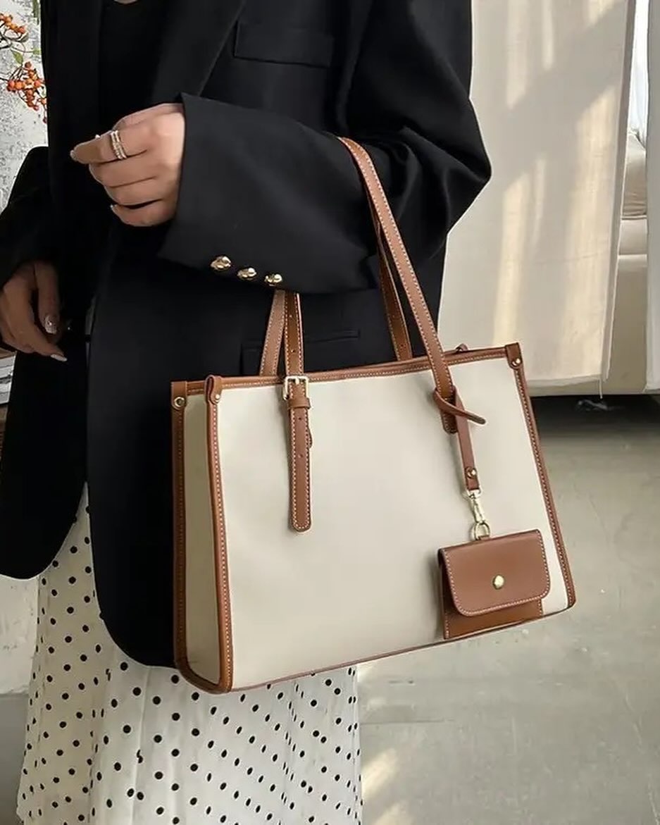 Takeer - Price : 35,000/-
Call/WhatsApp: 