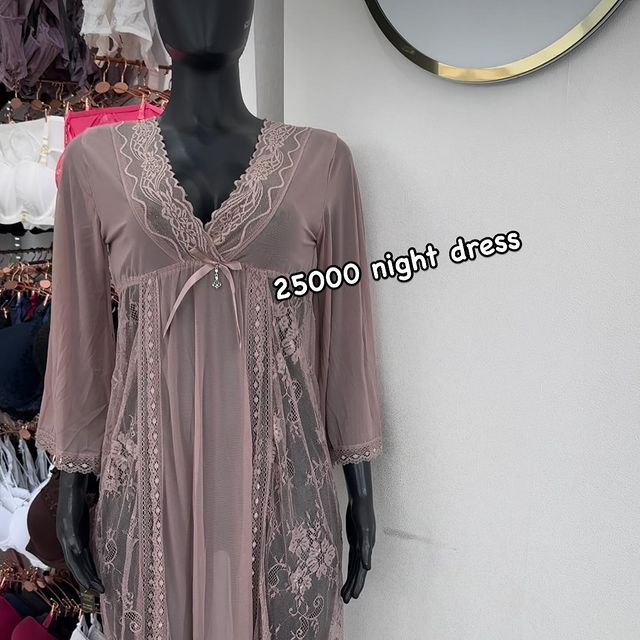 Takeer - Night dress zipo dukani 

Price: 25000@#

Tunapatikana Sinza Mori Karibu na kitambaa cheupe #

Na kariakoo mtaa wa Narungombe na swahili #

No zetu...