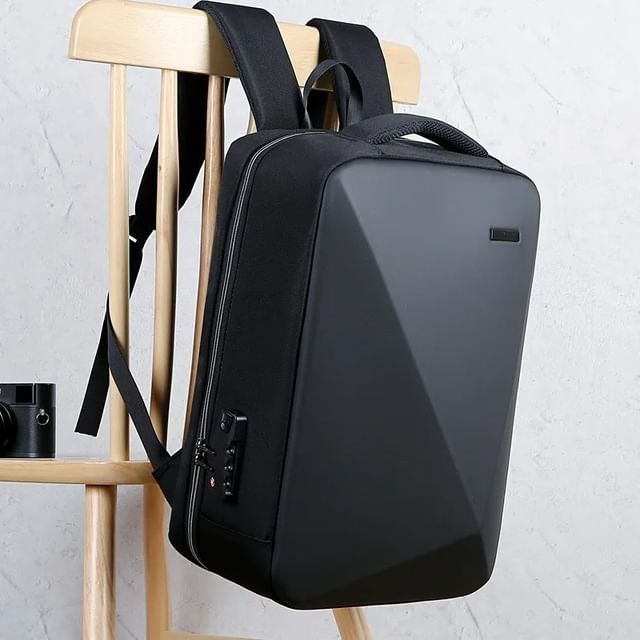 Takeer - Waterproof Polyester laptop backpack with security lock,charging port..

Price:75,000/=Tshs

Call: