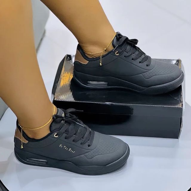 Takeer - RABA IPO DUKANI

UBORA UMEZINGATIWA

IPO SOFT NA INABONYEA KWA NDANI

NI NZURIII MNOOO

SLAY KITAJIRI NA RABA ZETU

SIZE: 36,37,38,39,40,41

PRICE:...