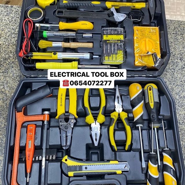 Takeer - ELECTRICAL TOOL BOX
ZINAPATIKANA 

TUPIGIE SIMU:WHATSAPP:
📍Tupo kkoo mtaa narung’ombe na gogo
 
 
 
 
 
