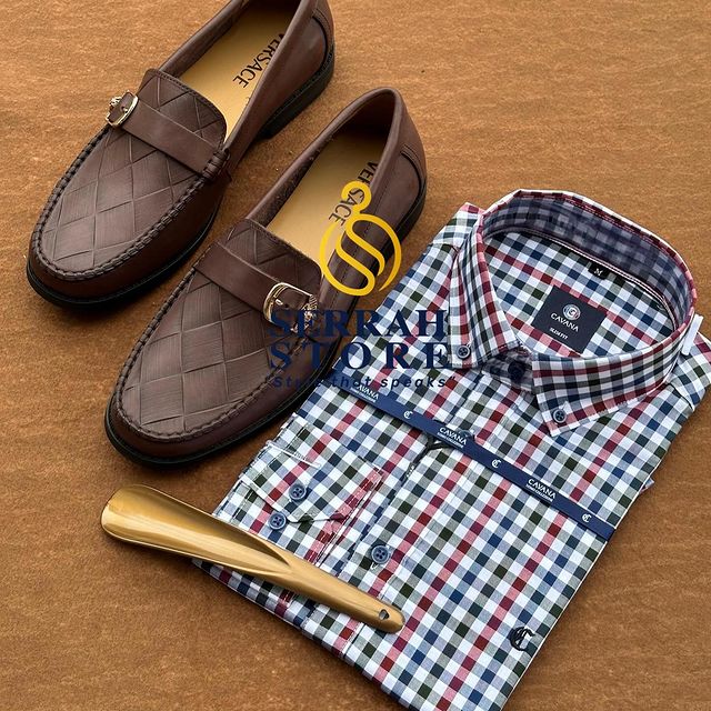 Takeer - A Classic Set of A loafer and Shirt
Loafer Price 100,000=
Shirt Price 40,000/=
👉🏻👉🏻FULL SET PRICE  135,000/=
We Do delivery mikoani tunatuma kw...