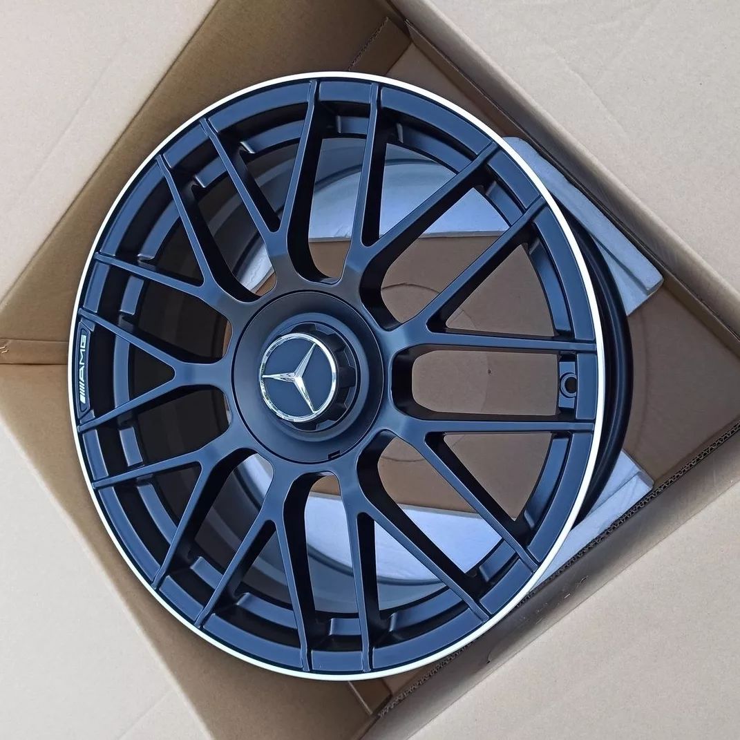 Takeer - Size 18" For
▪︎Benz C200, Benz C320
▪︎Benz GLE Class, Benz GLA Class
 
Call/Whatsapp
