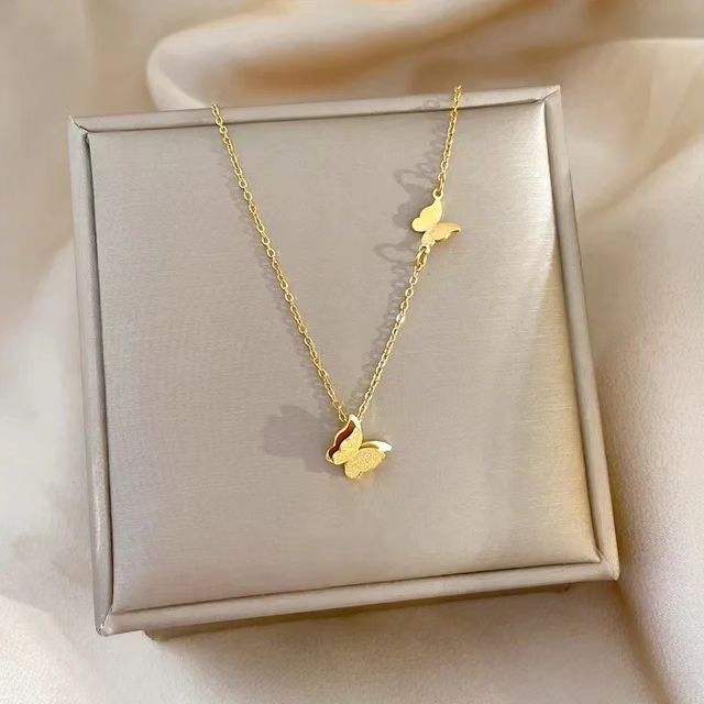 Takeer - KARIAKOO   Neckleces: Tsh 4000. Jumla 3000 from pcs 4 (SWAHILI PLAZA)

Mtaa wa Swahili & Narung'ombe 

Whtsp/Call : #

We do delivery

   
