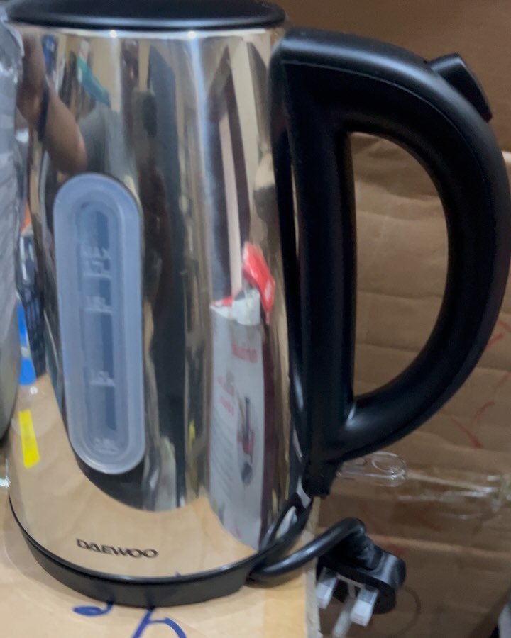 Takeer - Daewoo water kettle 

Bei 85000