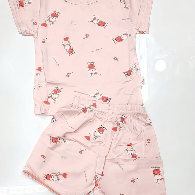 Takeer - BABY OUTFIT 

SIZE : 1-3YEARS

TSH 15,000

DUKA LIPO WAZI SAA TATU ASUBUHI MPAKA SAA MBILI USIKU .

Duka lipo kituo cha daladala ,Sinza kumekucha  ...