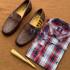 Takeer - A Classic Set of A loafer and Shirt
Loafer Price 100,000=
Shirt Price 40,000/=
👉🏻👉🏻FULL SET PRICE  135,000/=
We Do delivery mikoani tunatuma kw...