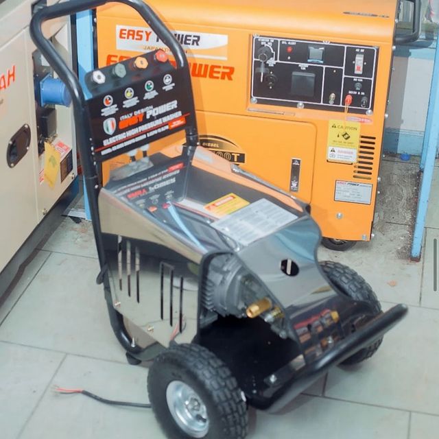 Takeer - EASY POWER PRESSURE WASHER ELECTRIC CG2000

3000Psi 

✅ 950,000/=

Call / Whatsapp 
www.dotcomachinery.co.tz
______________________________________...