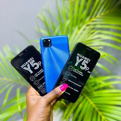 Takeer - ✅Huawei Y5p

✅Gb 64 ram 4

✅Battery 3020

 ✅Bila box

✅Free cover 

✅Free charge 

✅Free protector

Bei: 120,000/=

Tunapatikana Kariakoo uhuru na ...