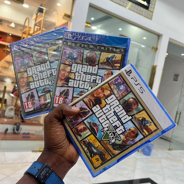 Takeer - GTA V PS4 : 75,000/-

GTA V PS5 :  100,000/-