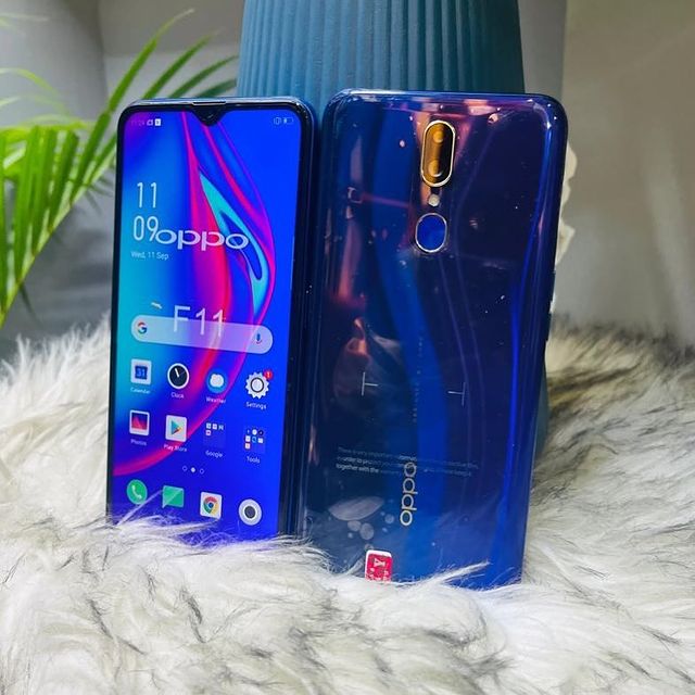 Takeer - Offer offer offer offer!!!
OPPO F9
✳️Gb 128
✳️Ram 6
✳️Camera nzuri
✳️Battery 4230 mAh
💰Bei 160,000/=

Vivo Y17
✅Gb256
✅Ram8
✅Camera nzuri
✅Battery...