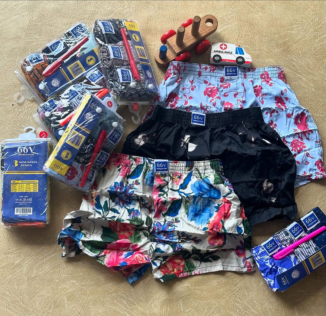 Takeer - •Boxer kali quality sana🤗
•Size M, L, XL na 2XL
•Bei yake ni 10,000/= (Unapata 3)😋
•WhatsApp/📞 📍K/Koo, mtaa wa MUHONDA na MANYEMA bango limeand...