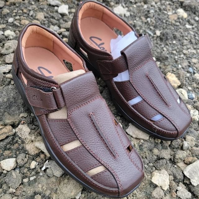 Takeer - Available  Leather 
SIZE  40- 41- 42- 43- 44- 45- 46
Price  Tsh.130,000/=
Call/Whatsapp 📞#   
DELIVERY  JUU  YA  MTEJA 
TUNATUMA MIKOA YOTE