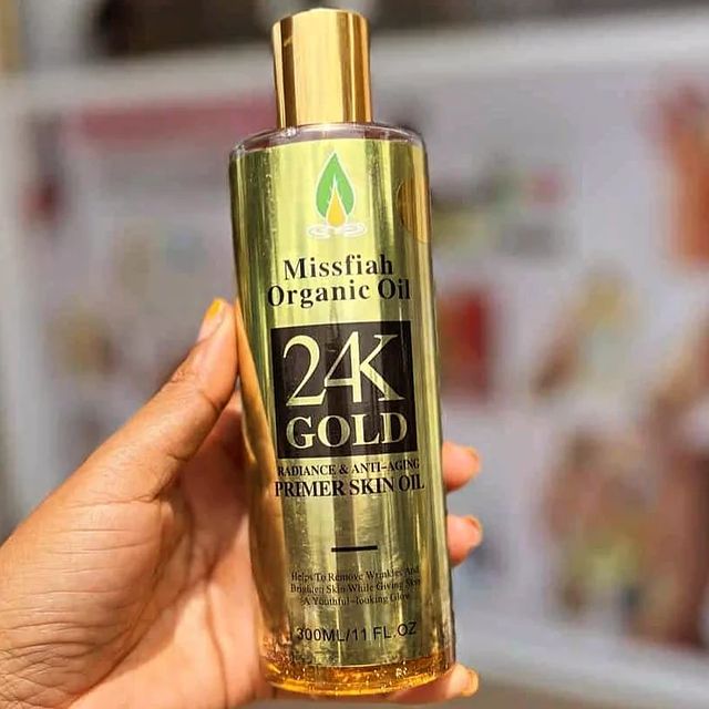 Takeer - MISSFIAH 24GOLD RADIANCE&ANTI AGING PRIMER SKIN OIL
👨‍🦯Ni oil nzuri mno kutoka Thailand very quality oil 
wanaotaka kung'aaaa na kuondoa takataka...