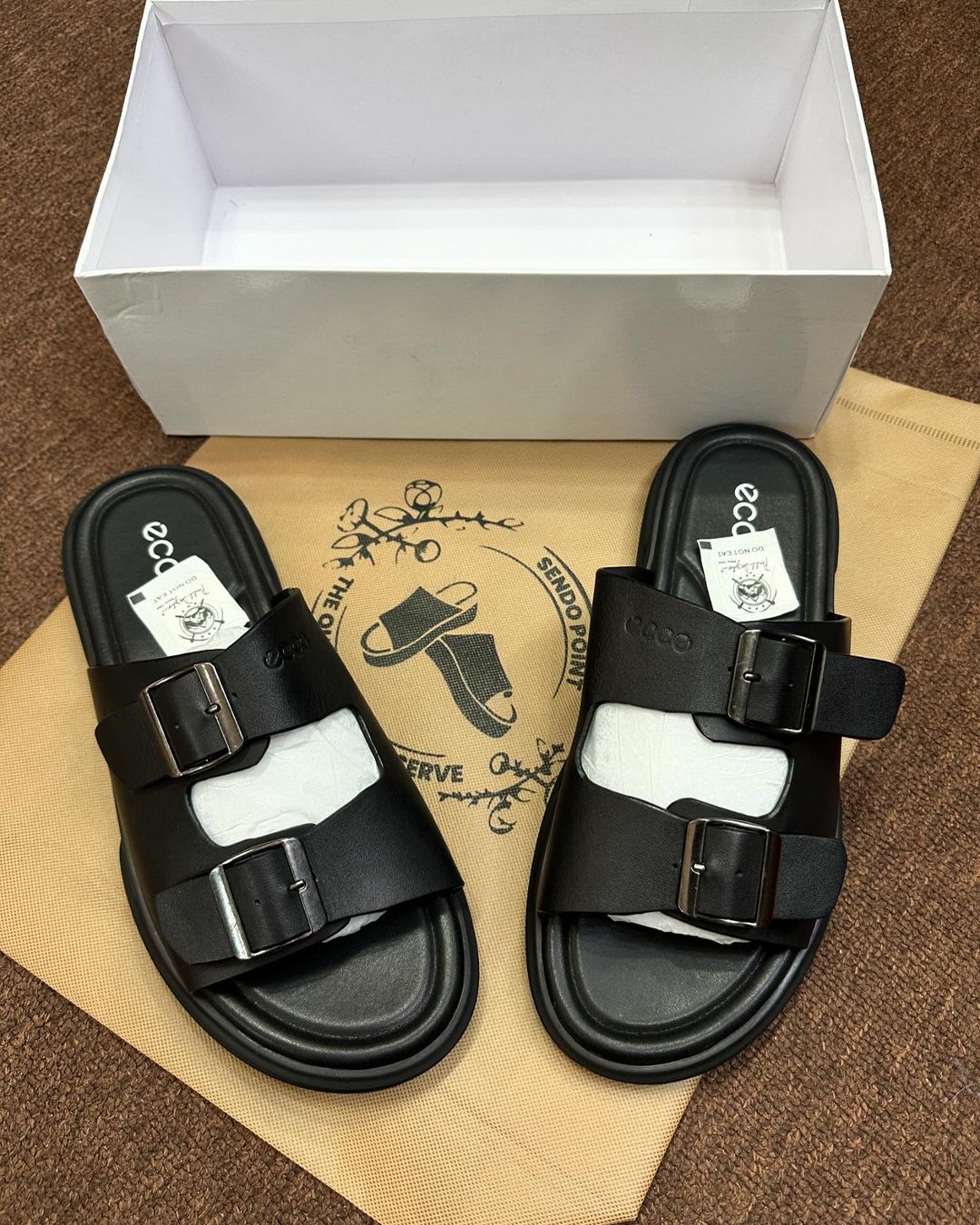 Takeer - TUME RESTOCK SIZE 40 MPAKA 45✅✅✅

MATERIAL NI NGOZI ( VERY COMFORTABLE HAIUMIZI)

DESCENT LOOK AND LONG LASTING 🛍️🪨

BEI NI  75,000/=( FIXED PRIC...