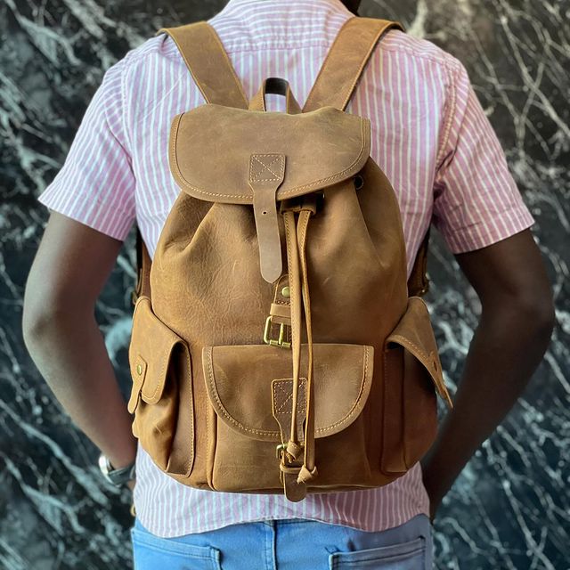 Takeer - Pure cow leather travel backpack with laptop compartment and enough space for all your belongings

Price:200,000/=

Colours:coffee

Call: