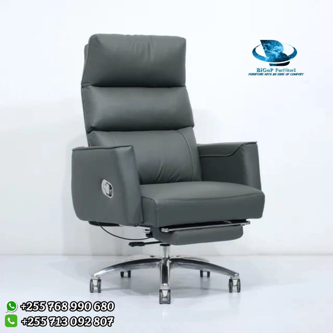 Takeer - EXECUTIVE OFFICE CHAIR 
AVAILABLE FOR 1,500,000TSH 

📍kariakoo branch 📞📍kinondoni branch 📞
                    