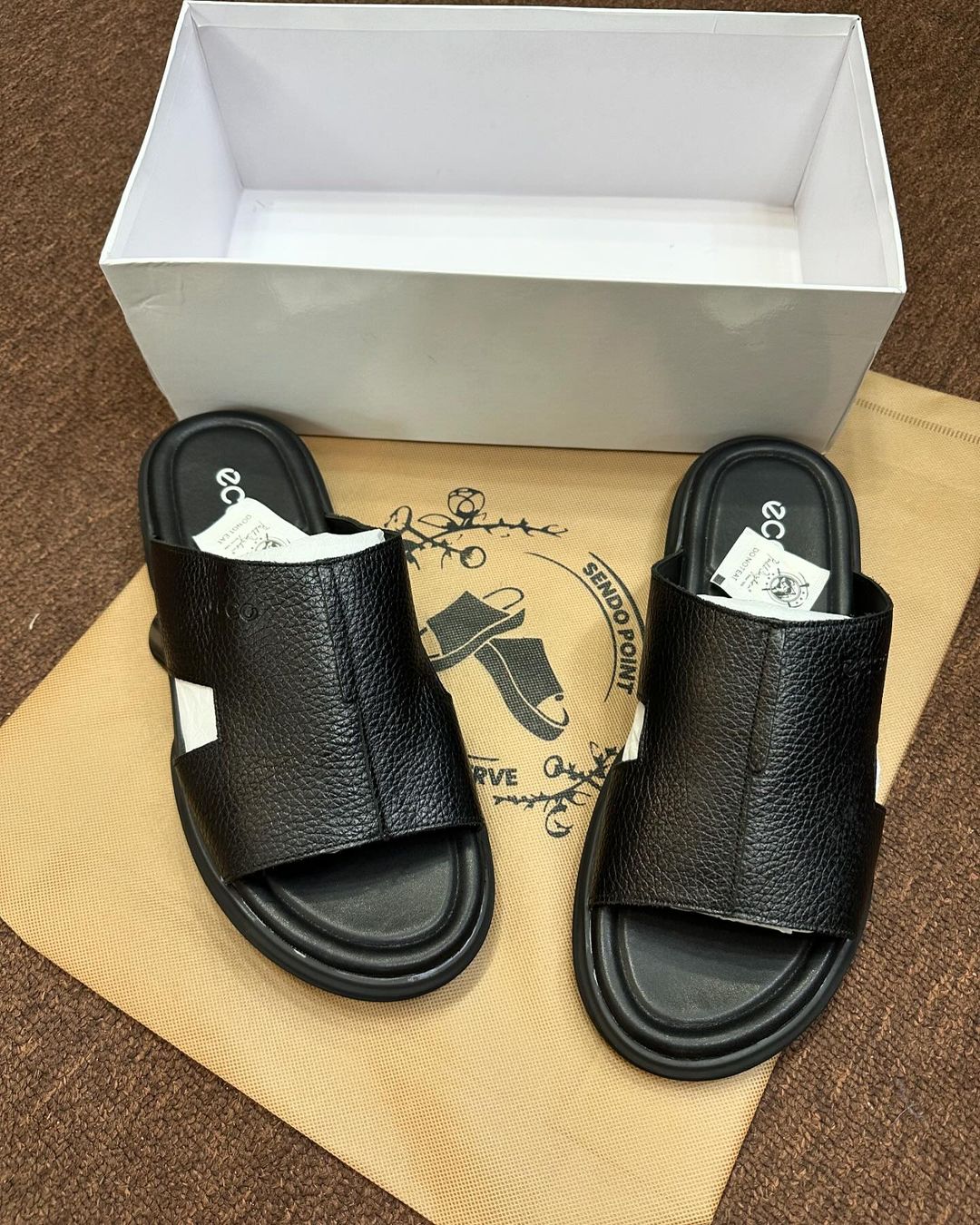 Takeer - TUME RESTOCK SIZE 40 MPAKA 45✅✅✅

MATERIAL NI NGOZI ( VERY COMFORTABLE HAIUMIZI)

DESCENT LOOK AND LONG LASTING 🛍️🪨

BEI NI  75,000/=( FIXED PRIC...