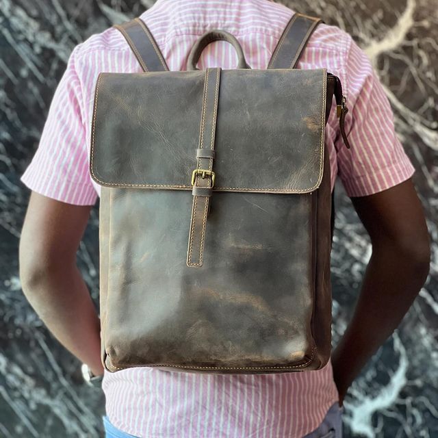 Takeer - Pure cow leather travel backpack with laptop compartment and enough space for all your belongings

Price:250,000/=

Colours:coffee

Call: