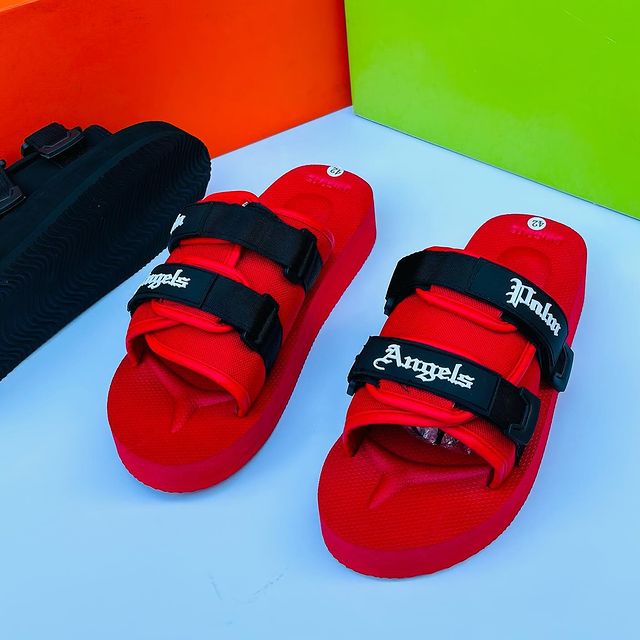 Takeer - sg sendo TUME RESTOCK SIZE 40 ______________45 ZOTE ZIPO✅✅📦

BEI NI  50000/= OFA OFA (FIXED PLICE)

DSM it will be delivered where you are and for...