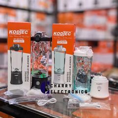 Takeer - 🍹 KODTEC Portable Rechargeable Blender/ Blenda ya Kuchaji Yenye Holder 🔥🔥
🔸 CAPACITY:- 600Mls 
🔹Unaweza kucharge kwa kutumua Power bank au Moj...