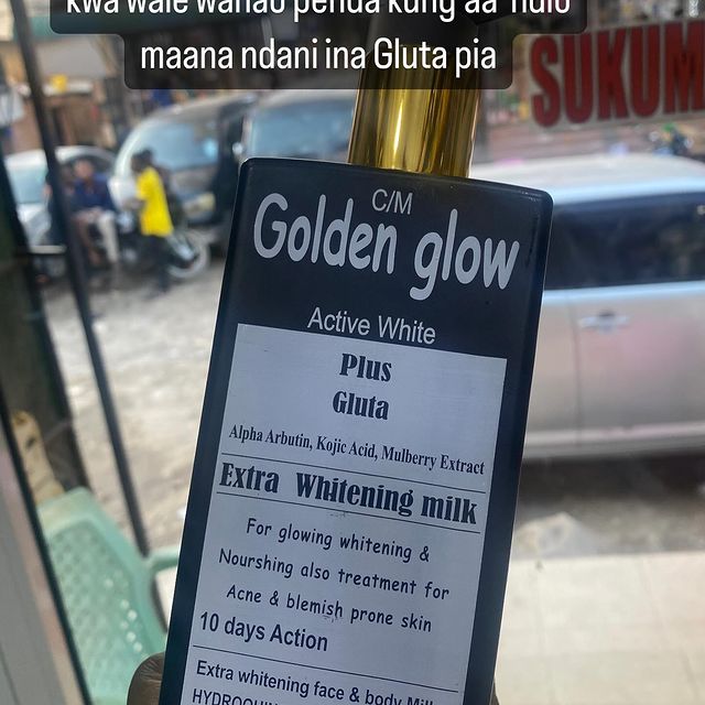 Takeer - Golden glow halfcast
Hii imeletwa kwa wale wanao penda kung'aa
Ni extra whitenning
Pia ndan ina gluta unajua vitu vyenye gluta
Bei 50000
whatssap 