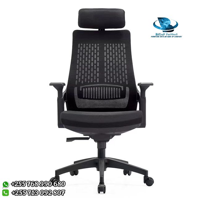 Takeer - OFFICE CHAIR AVAILABLE 
FOR 350,000TSH 

📍kariakoo branch 📞📍kinondoni branch 📞
                    