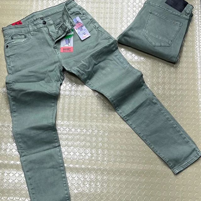 Takeer - Available 50,000/=

Sinza Mori 

Size 32, 34, 36, 38 

Call 