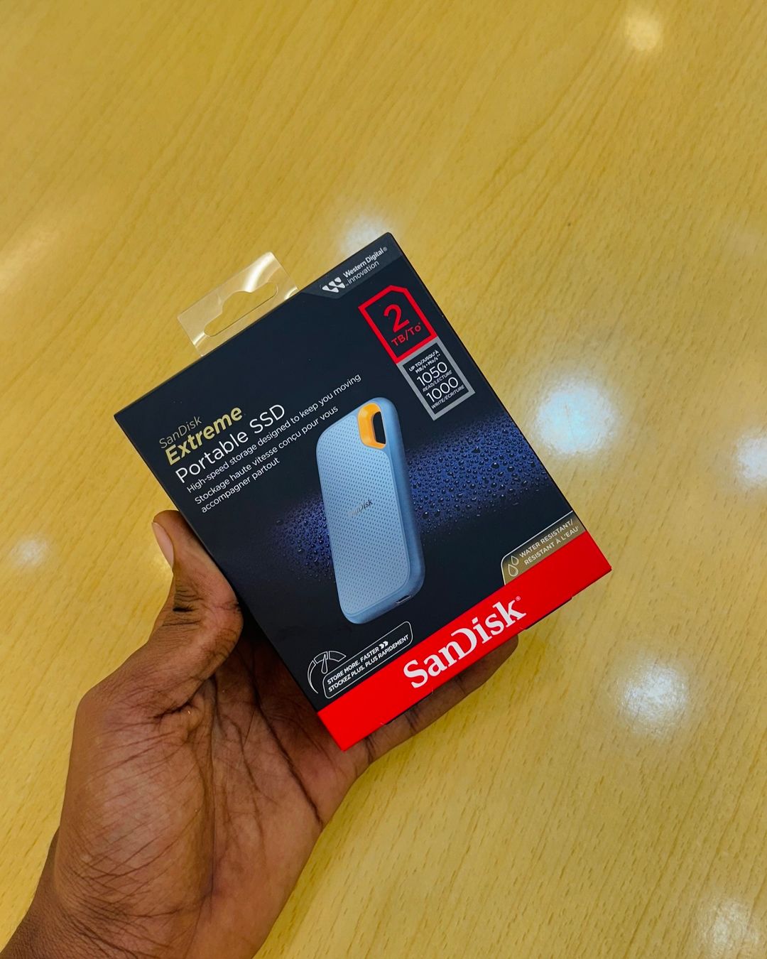 Takeer - *SanDisk Extreme Portable SSD*

Capacity 2TB

UP TO 1050 MB/s READ 1000 WRITE

Price 580,000/= only