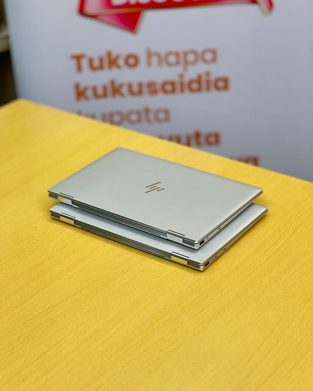 Takeer - Hp Elitebook 1040 G7 x360 = core i7

price Tsh 1,650,000/= only
__________________________________________

✅free bag 💼 
✅free wireless mouse 
✅fr...