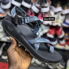 Takeer - Size 42/43  price 280,000. WhatsApp☎️  
📍KARUME ILALA ✅ AVAILABLE.  NO FREE DELVERY.  & WhatsApp    Follow 