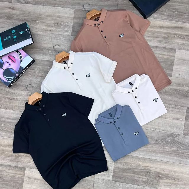 Takeer - GOLF T-SHIRTS,🔥🔥

SIZE:M,L,XL,2XL.(48,50,52,54)
MATERIAL: PURE COTTON.

REJAREJA: 15,000

TUNAFANYA DELIVERY KWA DAR NA MIKOANI TUNATUMA KWA GHAR...