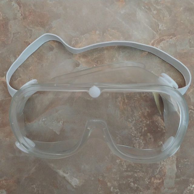 Takeer - Safety Goggles clear

Available in wholesale and retail. For more information, call/whatsapp   

Inapatikana kwa jumla na rejareja. Kwa maelezo zai...