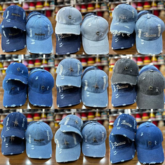 Takeer - Its unisex caps.✅✅✅
_____________________________
Price:15k
_____________________________
Delivery gharama zako mteja.🚚
__________________________...