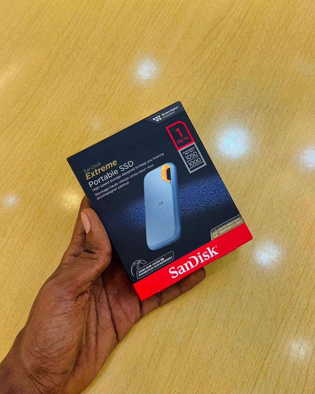 Takeer - SanDisk Extreme Portable SSD

Capacity 1TB

UP TO 1050 MB/s READ 1000 WRITE

Price 395,000/=