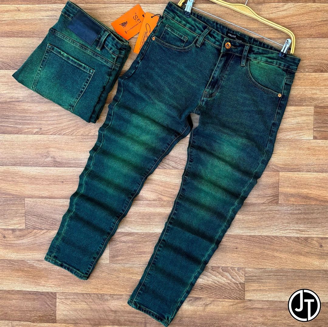 Takeer - Plain Denim Jeans Available.|Slimfit Stretch.
Size.|__________________________________________________
Price 30,000/=Tsh
Calls/watsapp 📞
_________...