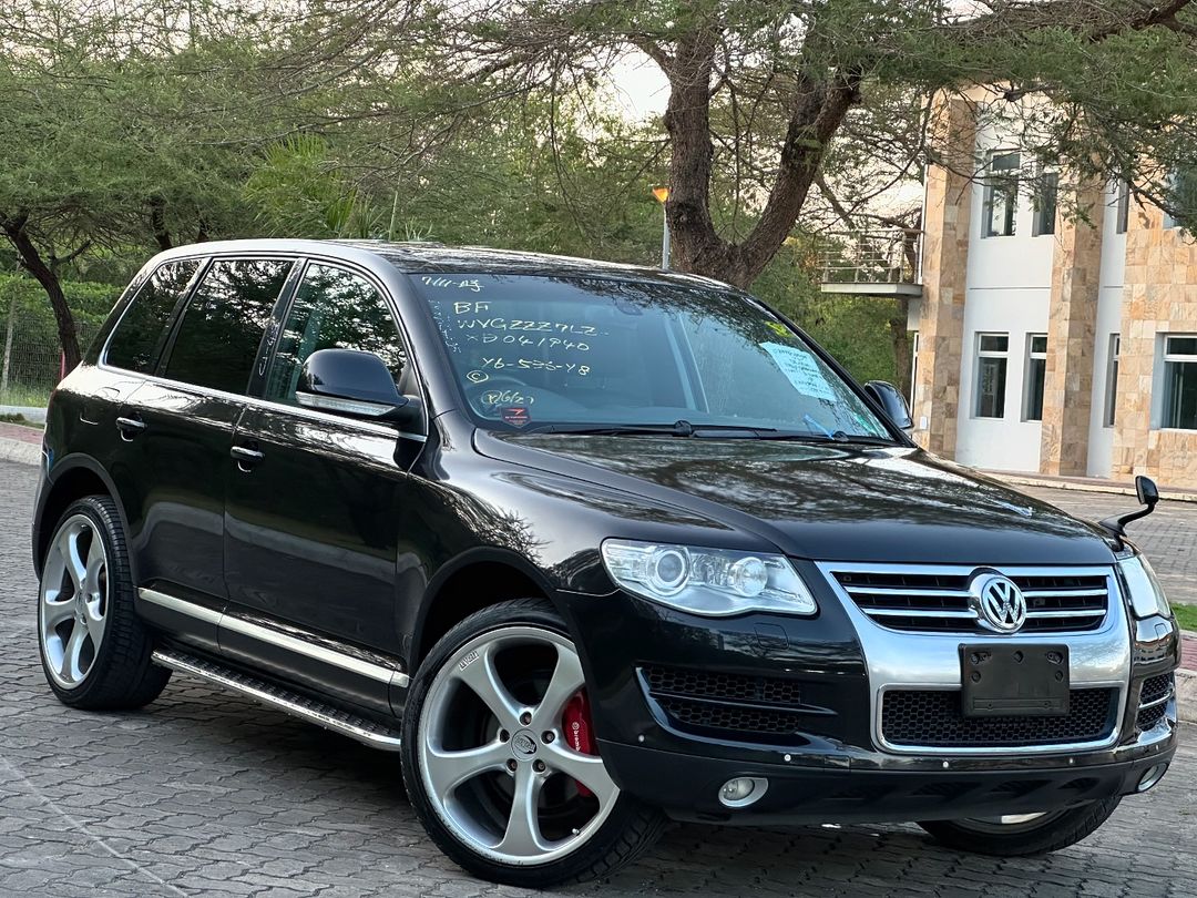 Takeer - •Bei/Price 39.8M🔥
•Contact •VOLKSWAGEN TOURAGE
•Year 2007
•GERMAN MACHINE
•cc 3,300 petrol
•Colour Black
•km 114,000 OG
•Free Registration✅
•”TRUS...